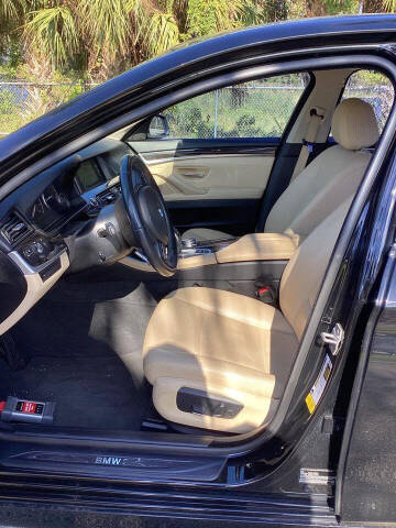 2016 BMW 5 Series 528i