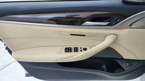 2021 BMW 5 Series 530i