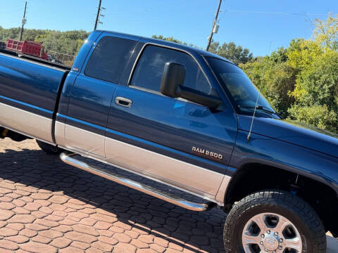 2002 Dodge Ram 2500 SLT Plus