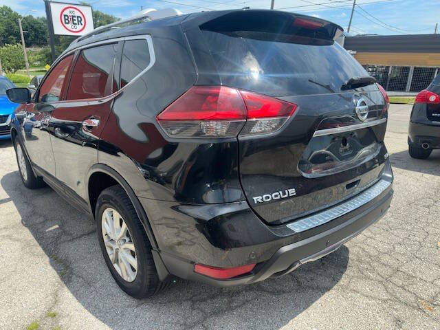 2020 Nissan Rogue SV