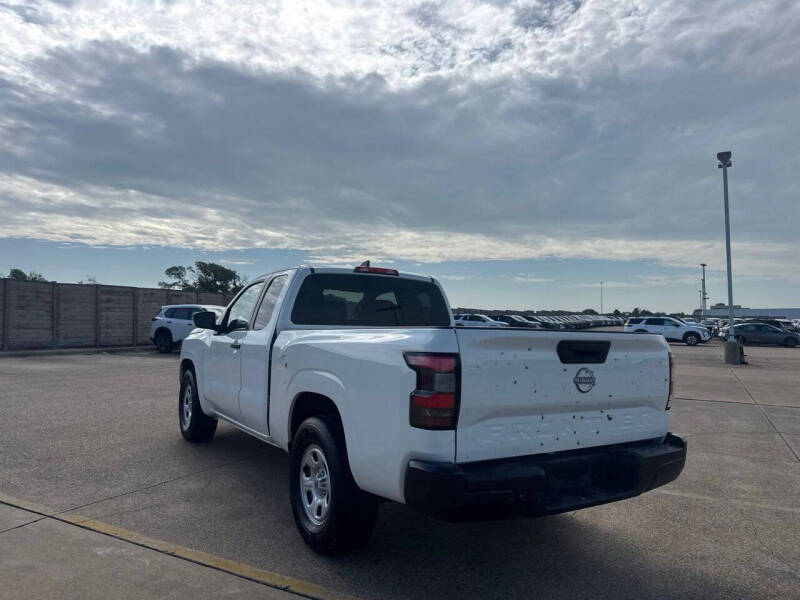 2024 Nissan Frontier S
