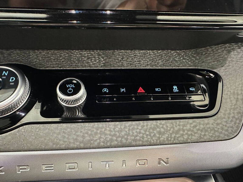 2025 Ford Expedition Tremor