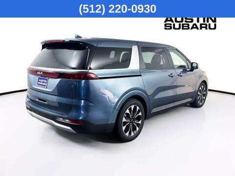 2023 Kia Carnival EX