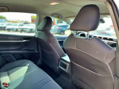 2020 Toyota Camry LE