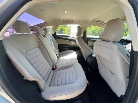 2019 Ford Fusion S