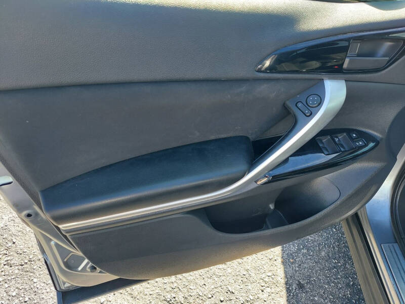 2019 Mitsubishi Eclipse Cross LE