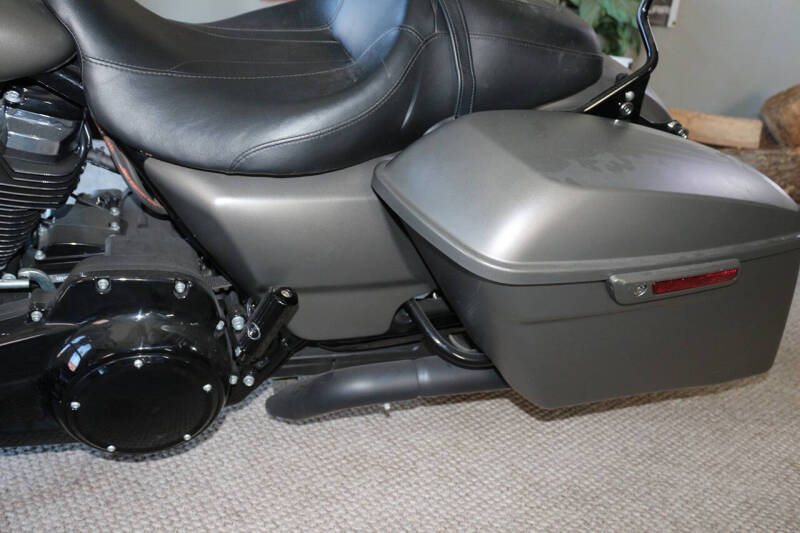 2018 Harley-Davidson Road King Special