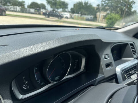 2015 Volvo V60 T5 Drive-E Premier