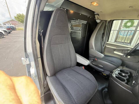 2025 GMC Savana 2500