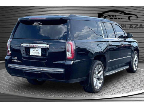 2017 GMC Yukon XL Denali