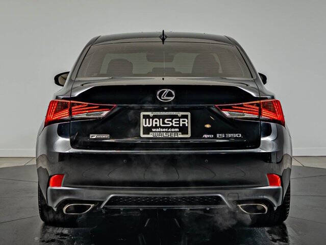 2020 Lexus IS 350