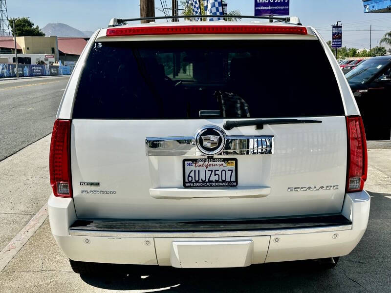 2012 Cadillac Escalade Platinum Edition