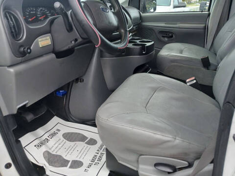 2006 Ford E-Series E-350 SD