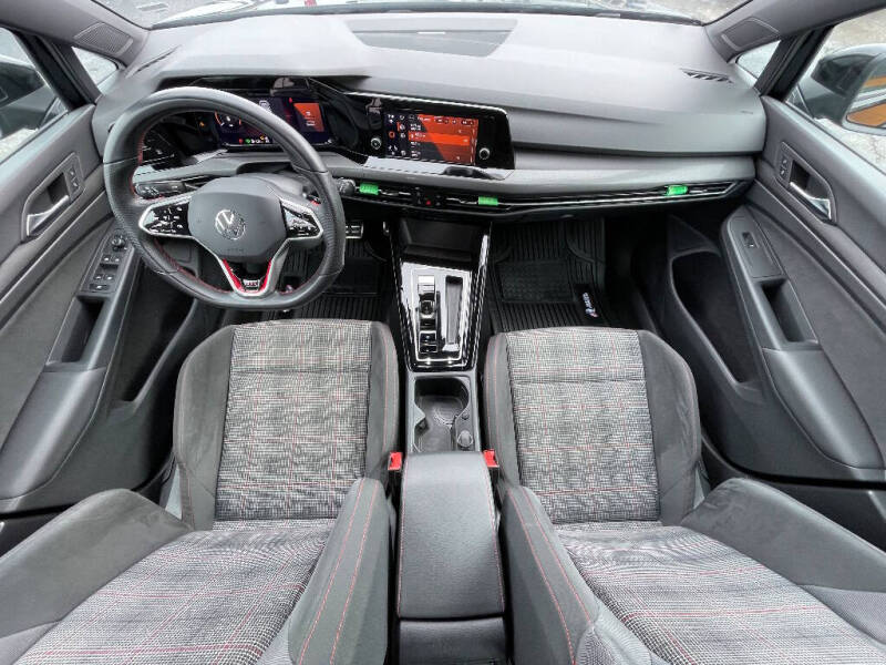 2024 Volkswagen Golf GTI S