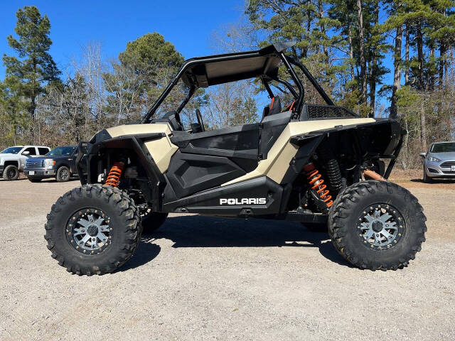 Polaris RZR Turbo R Image