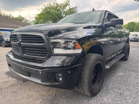 2017 RAM 1500 SLT