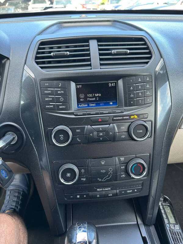 2018 Ford Explorer