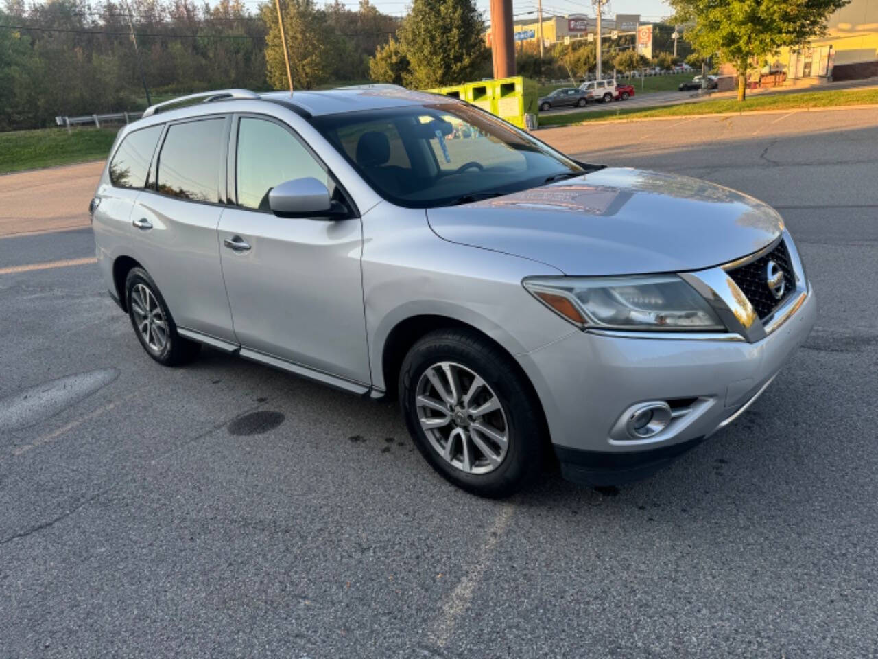 2015 Nissan Pathfinder for sale at Commonwealth Motors LLC in Moosic, PA