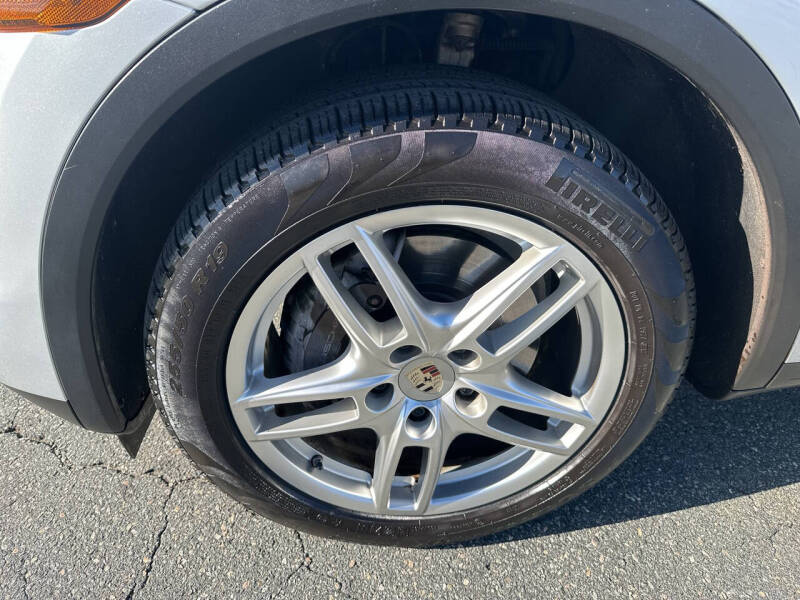 2012 Porsche Cayenne Tiptronic