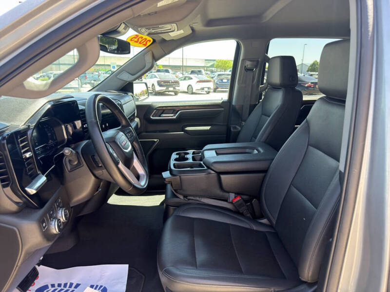 2025 GMC Sierra 1500