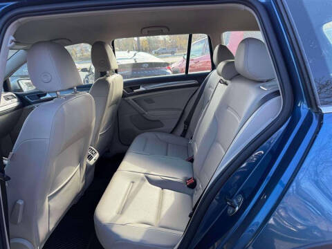 2017 Volkswagen Golf Alltrack