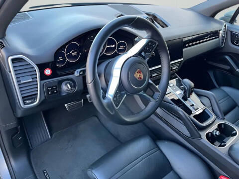 2019 Porsche Cayenne S
