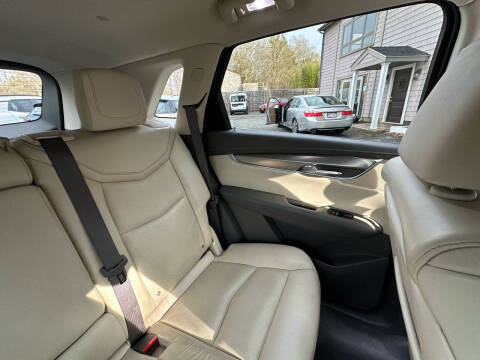 2017 Cadillac XT5 Luxury