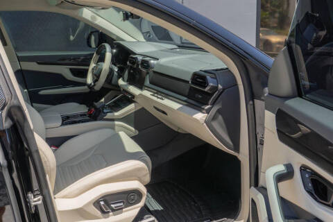 2026 Lamborghini Urus SE