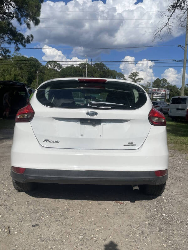 2015 Ford Focus SE