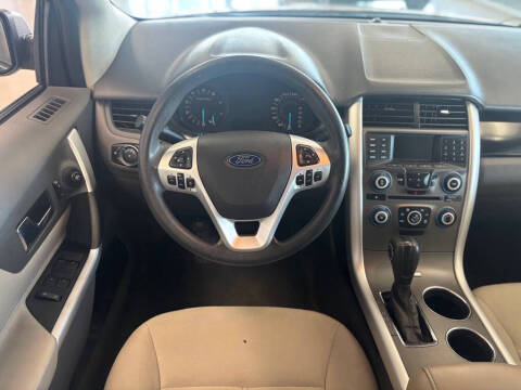 2013 Ford Edge SE