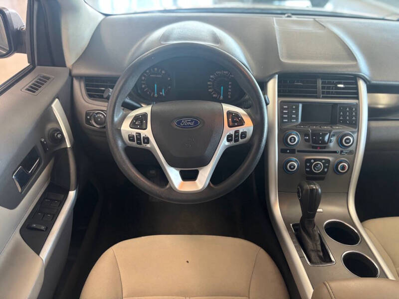 2013 Ford Edge SE