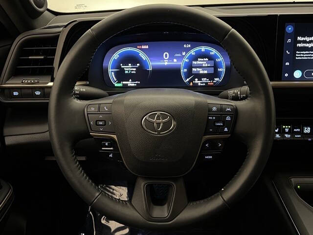 2023 Toyota Crown Limited