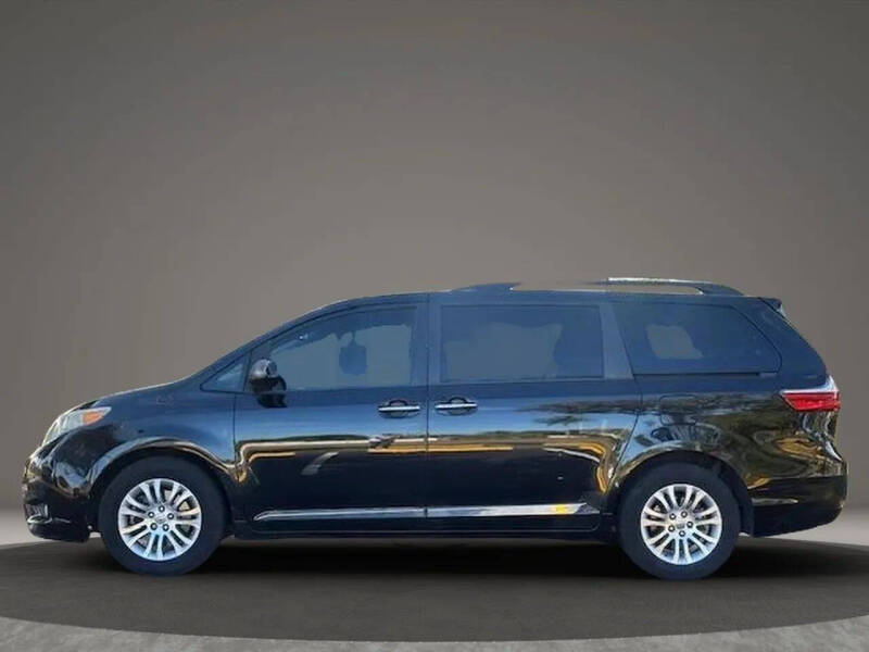 2017 Toyota Sienna