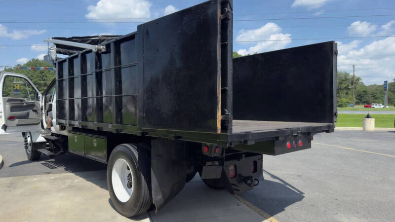 2002 Ford F-650 Super Duty