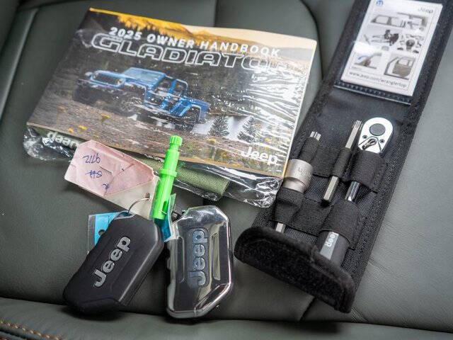 2025 Jeep Gladiator Mojave