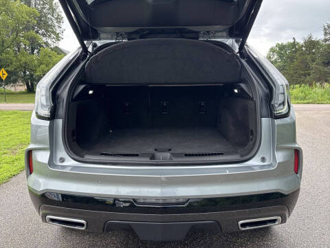 2024 Cadillac XT4 Sport