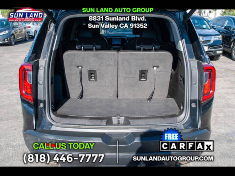 2023 GMC Acadia SLT