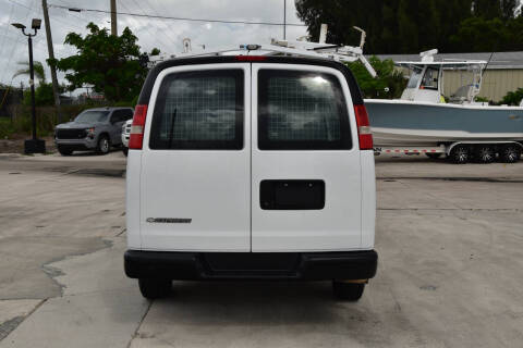 2017 Chevrolet Express 2500