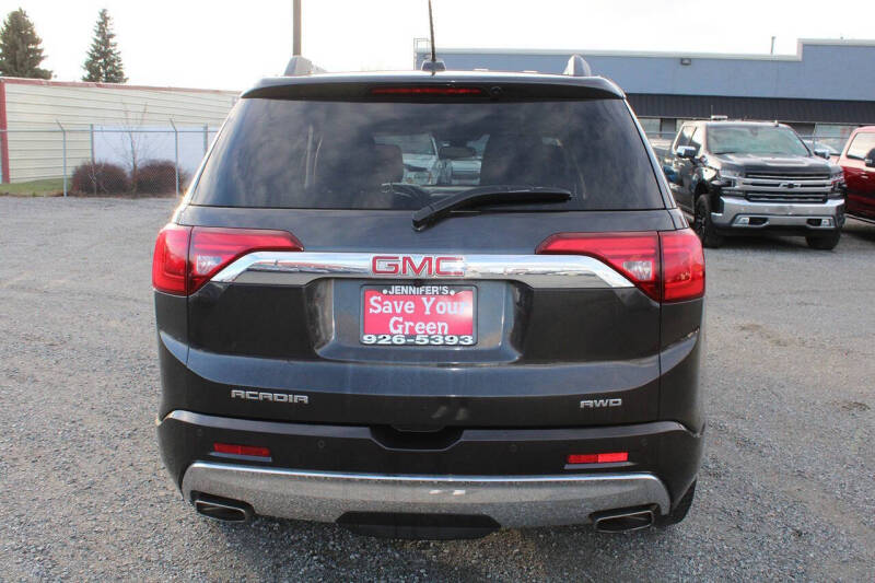 2017 GMC Acadia Denali