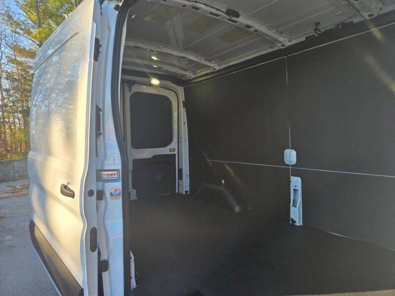 2026 Ford Transit 250