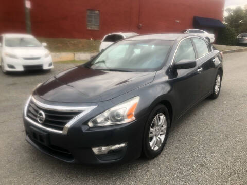 2013 Nissan Altima for sale at Delta Auto Sales in Marietta GA