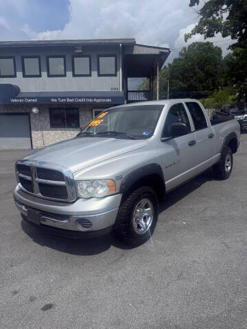 2005 Dodge Ram 1500 SLT Photo