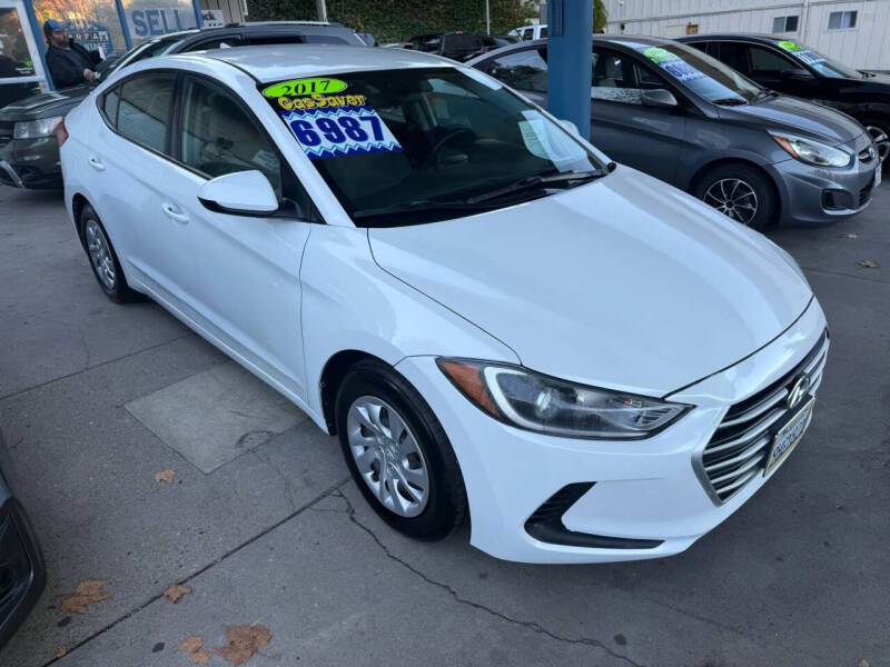 2017 Hyundai Elantra