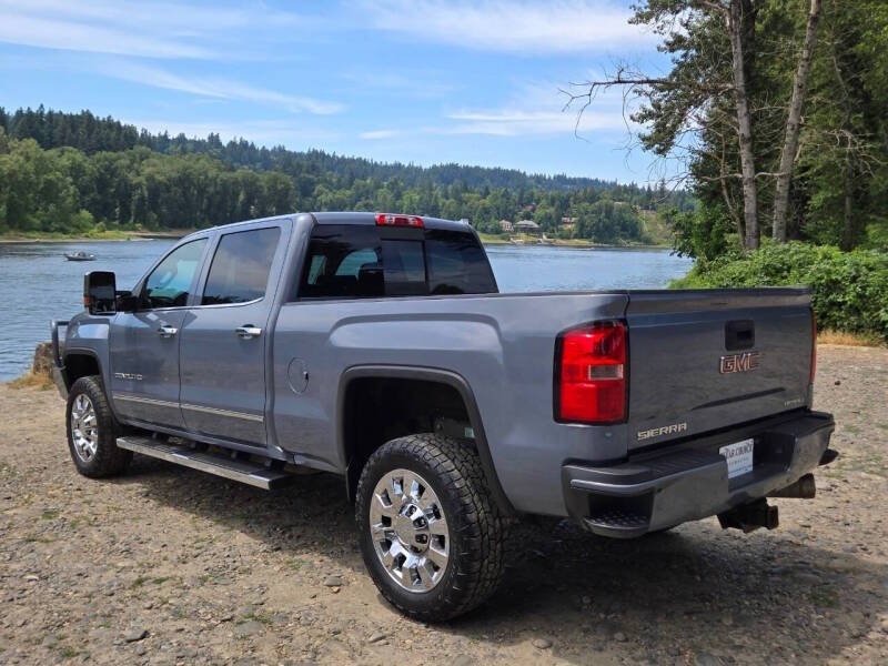 2016 GMC Sierra 2500HD Denali