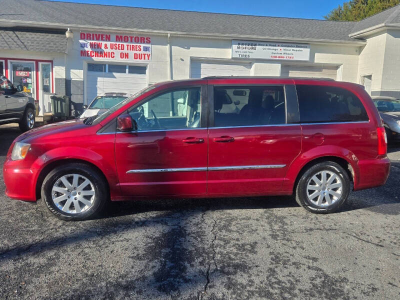2013 Chrysler Town and Country Touring