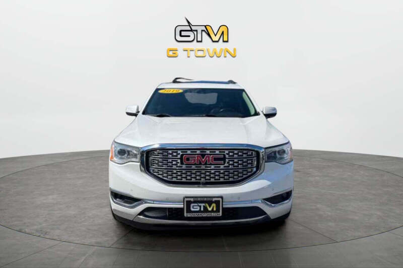 2019 GMC Acadia Denali