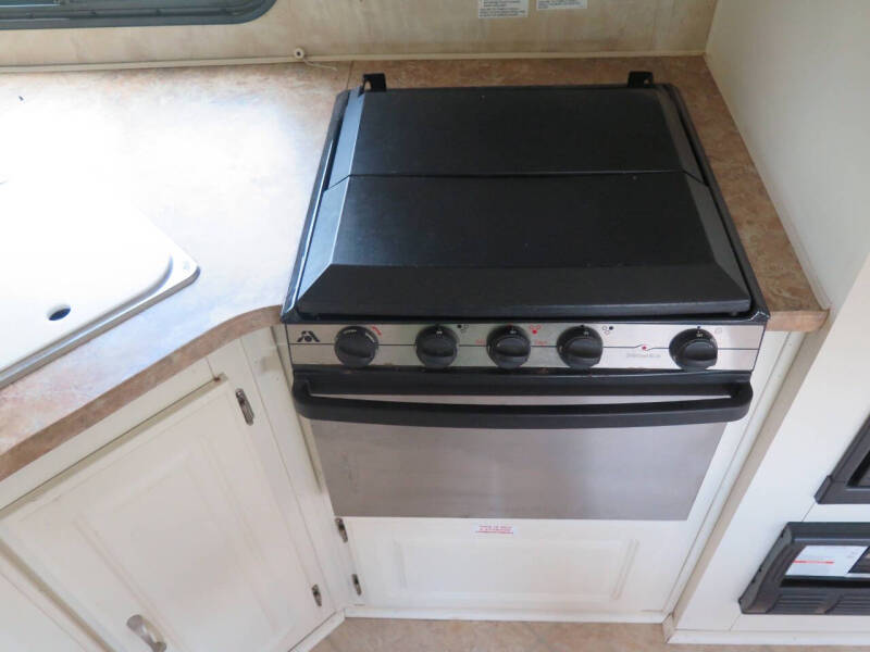 2006 Dutchmen RV Adirondack