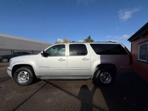 2014 Chevrolet Suburban LT