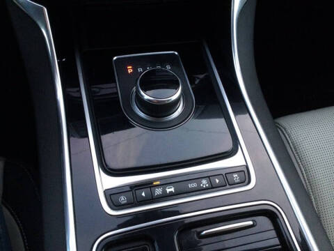 2018 Jaguar XE 35t R-Sport