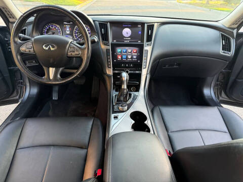 2015 Infiniti Q50